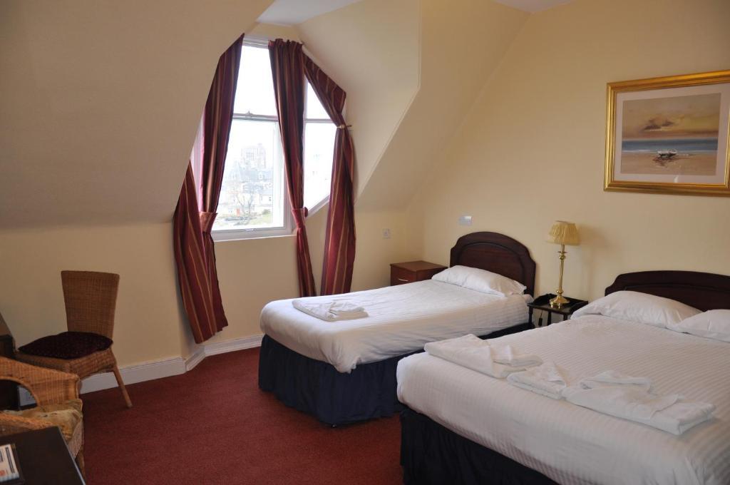 Ayres Guest House Oban Habitación foto